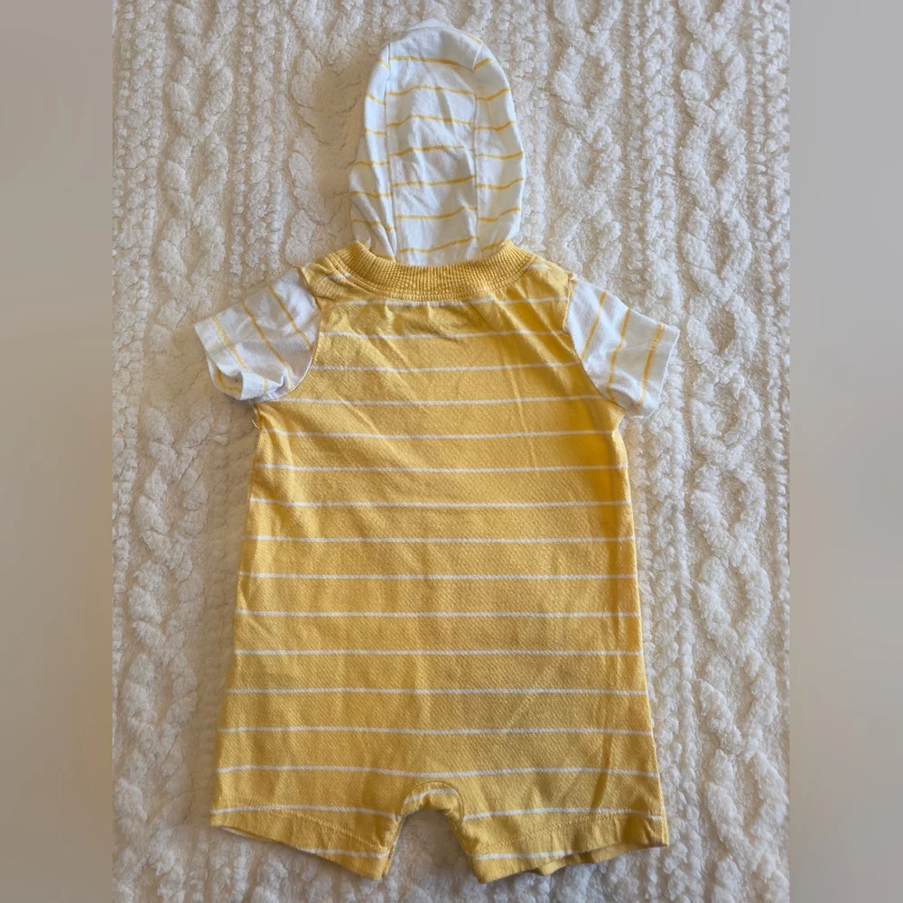Carter’s Shark Hooded Romper | 6M | Yellow Striped One-Piece | Summer Outfit